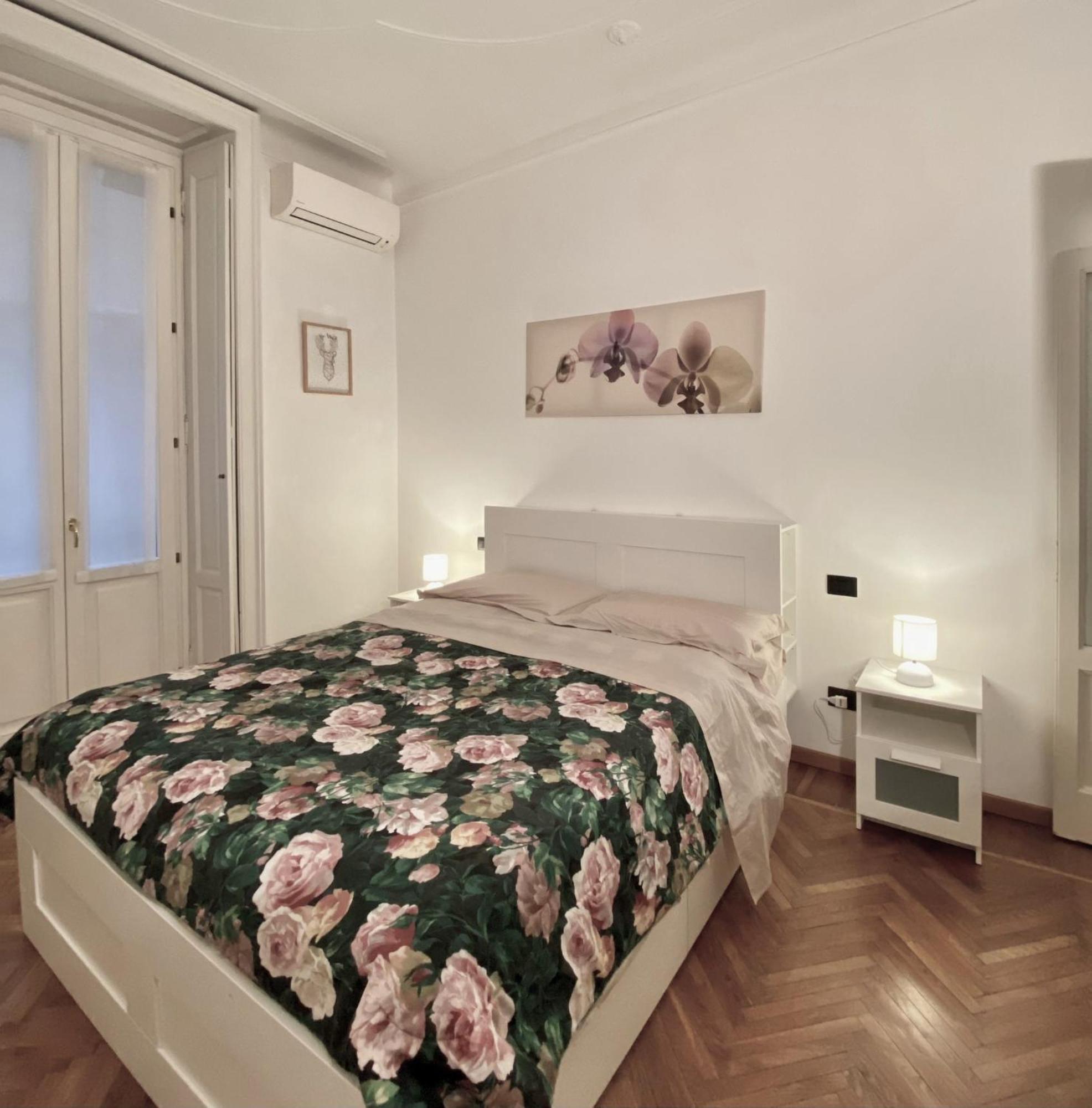 Monviso 35 , Cozy Apartment Милано Екстериор снимка